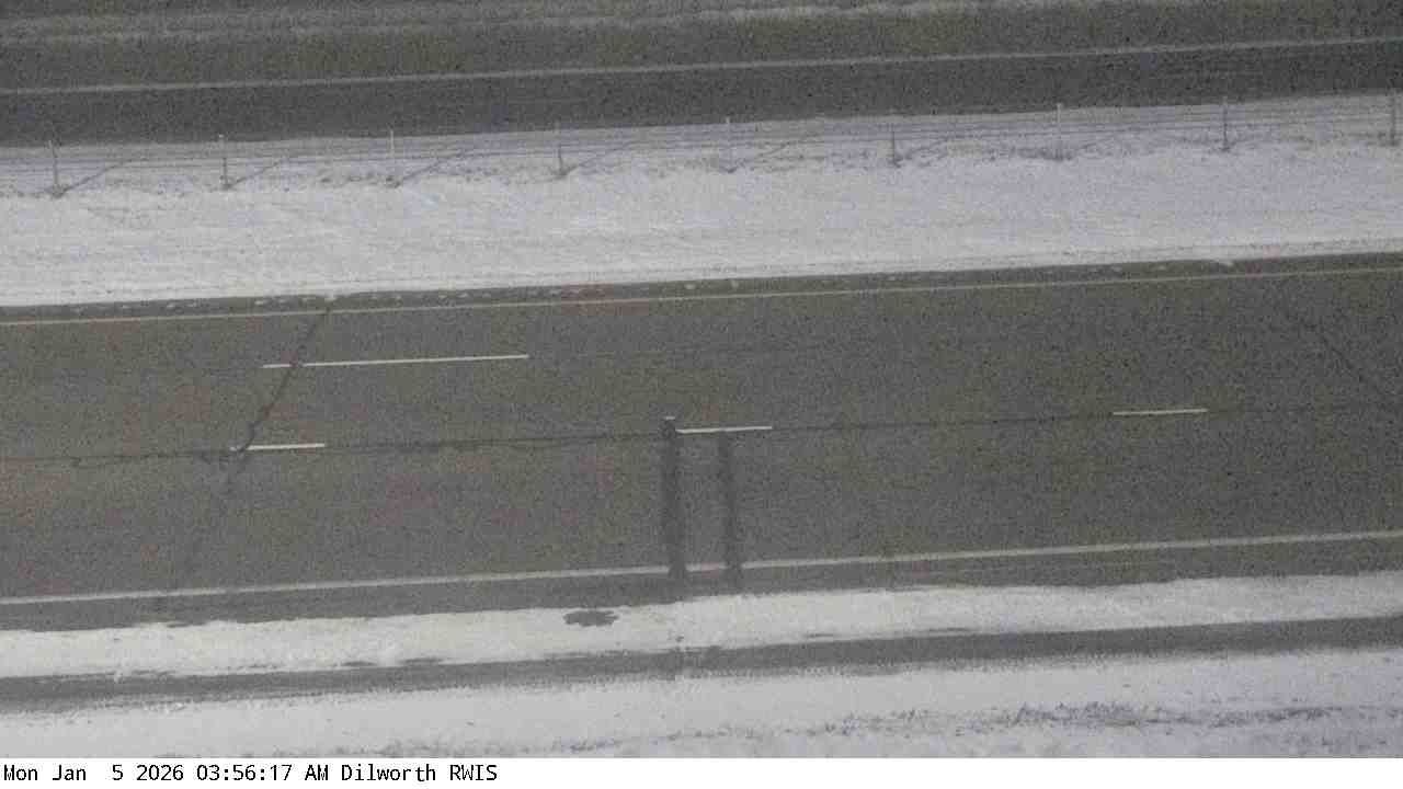 Traffic Cam Watts: I-94: I-94 (Dilworth - MP 5): I-94 (Dilworth - MP 5) View