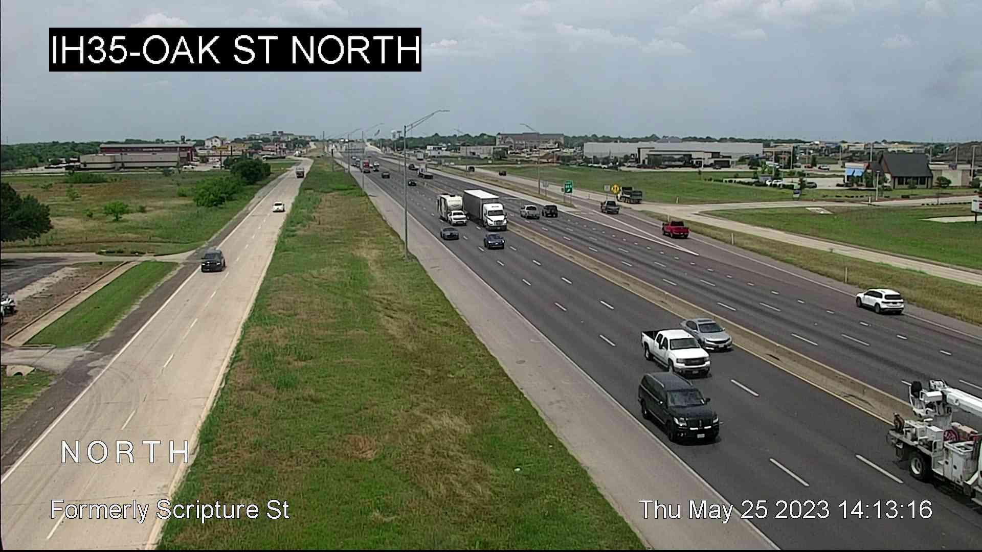 Traffic Cam Denton › North: I-35 @ Scripture St