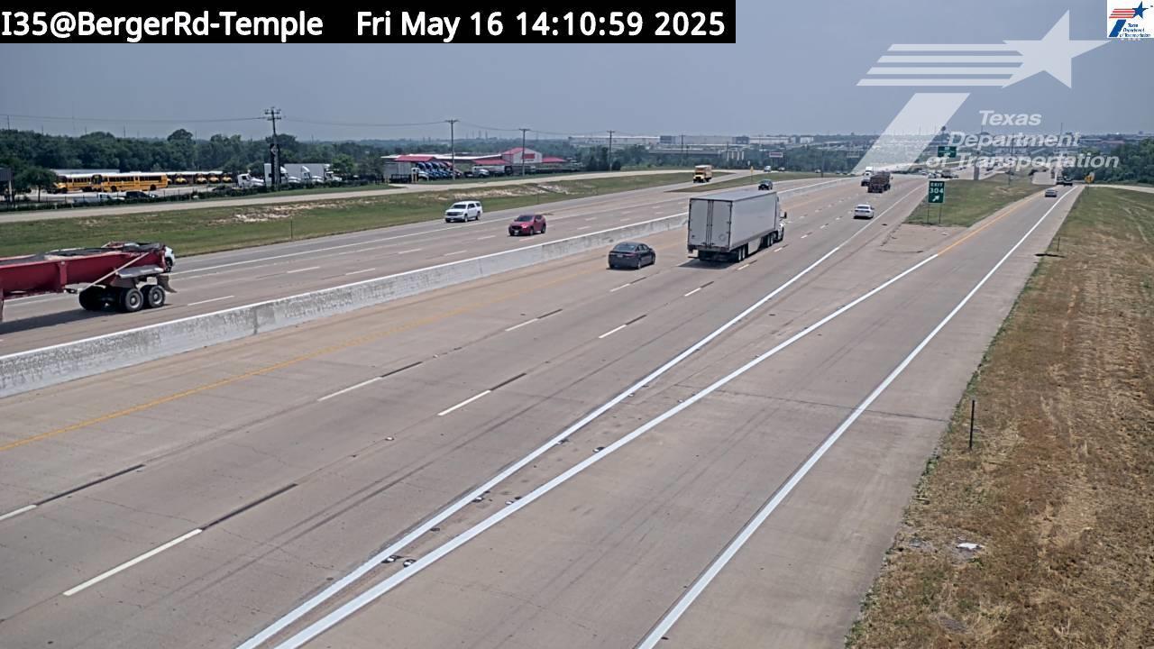 Traffic Cam Temple › South: I35@Berger