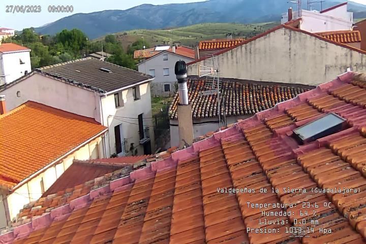 Traffic Cam Valdepenas de la Sierra › North