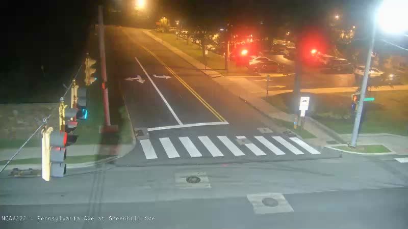 Traffic Cam Wawaset: PENNSYLVANIA AVE. @ GREENHILL