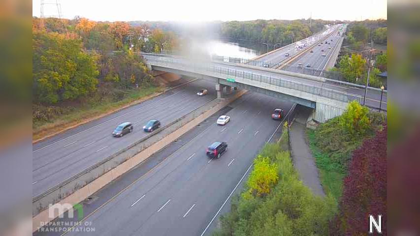 Traffic Cam Brooklyn Park: MN 610: T.H.610 EB @ West River Rd EB