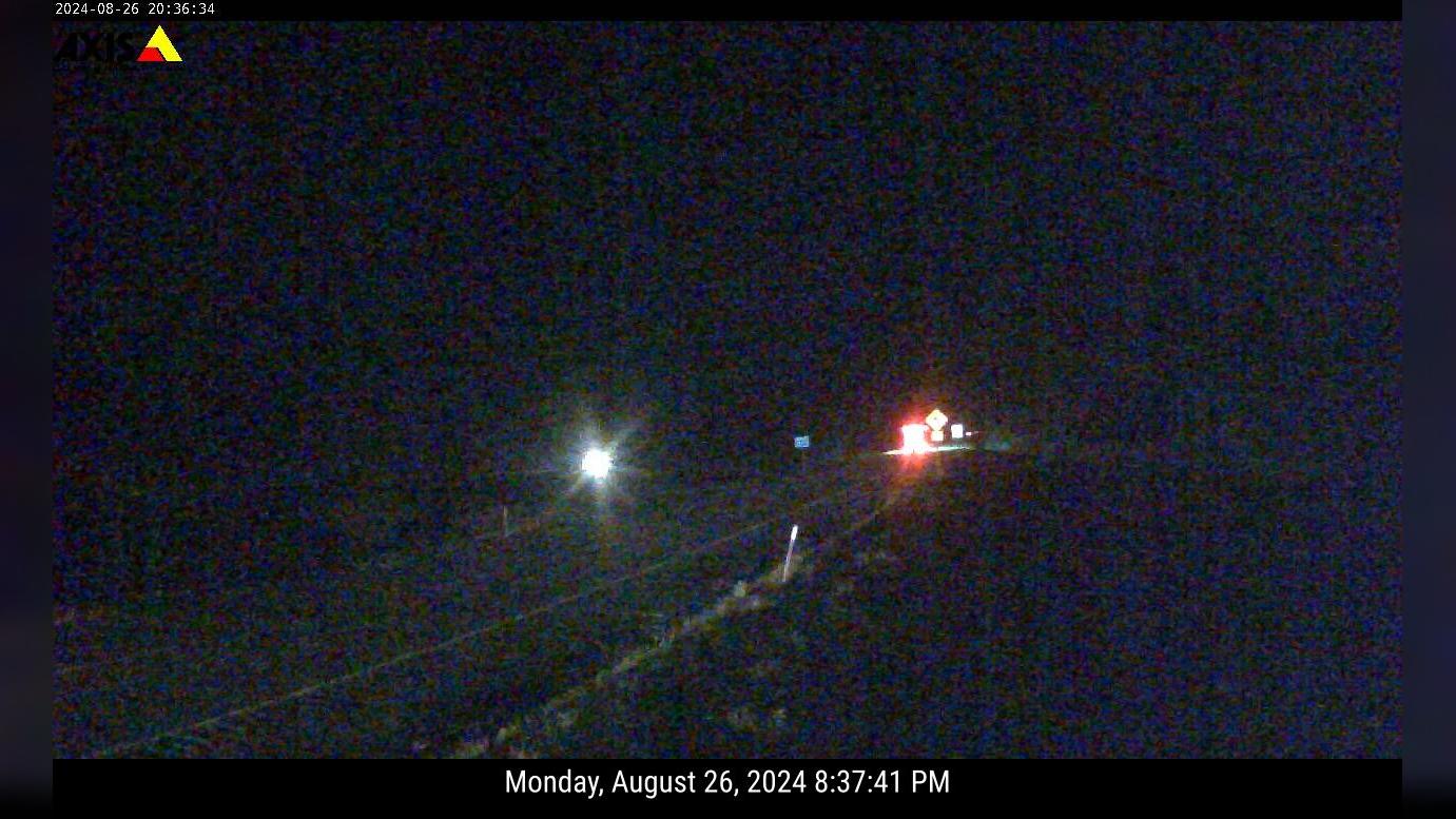 Traffic Cam Medway: I-95 Mile 244 SB