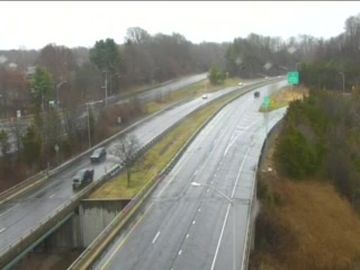Traffic Cam Berlin › South: RT 9 South Exit 31 (Rte 5/15)