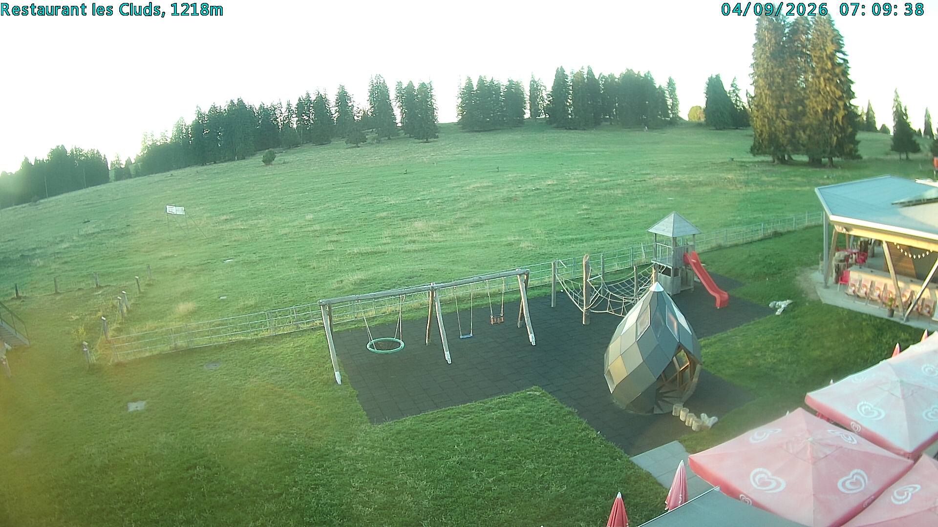 Bullet › Südosten: Restaurant des Cluds - Camping Les Cluds