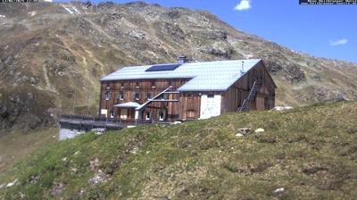 Mountain: Heilbronner Hütte View