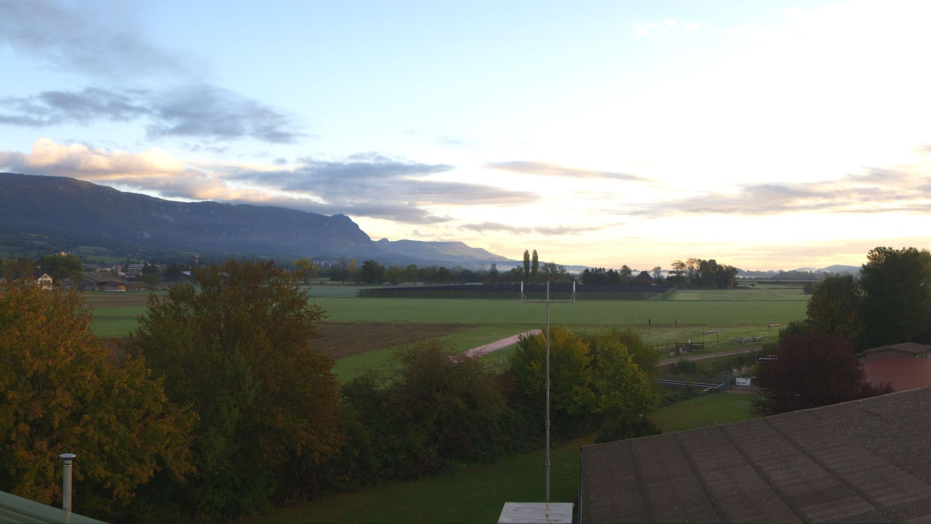 Traffic Cam Grenchen: Flughafen - 360 Grad Wetterbild