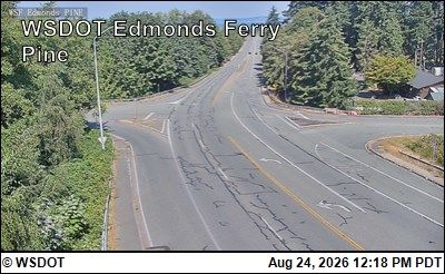 Traffic Cam Woodway › West: WSF Edmonds Pine