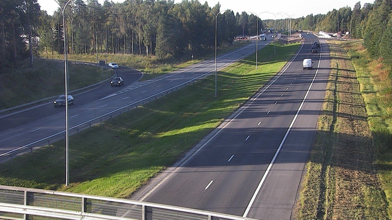 Traffic Cam Oulu: Tie - Pateniemi - Kemiin