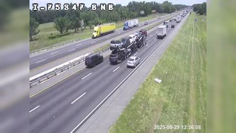 Traffic Cam Shady: I-75 @ MM 347.6 NB