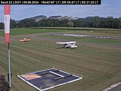 Yverdon-les-Bains › Nord-Ost: Aerodrome Yverdon