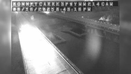 Traffic Cam La Branche: I-10 at BC Spillway at MM 214.3