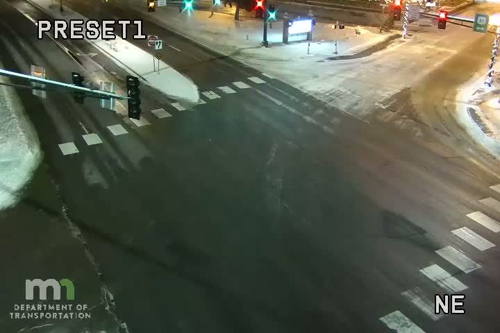 Traffic Cam White Bear Lake: T.H.61 SB @ 4th St