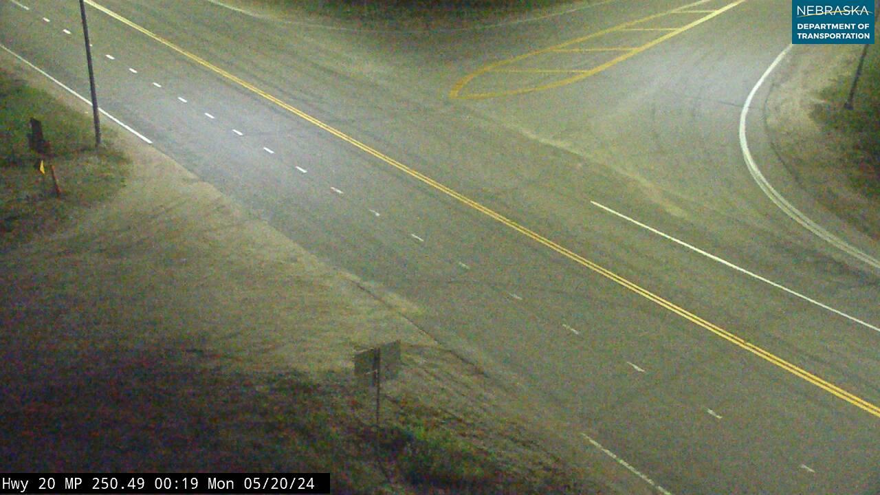 Traffic Cam Long Pine: US - Intersection