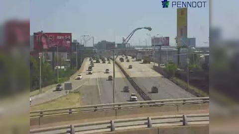 Traffic Cam South Philadelphia: I-95 @ MM 18.5 (FRONT ST)