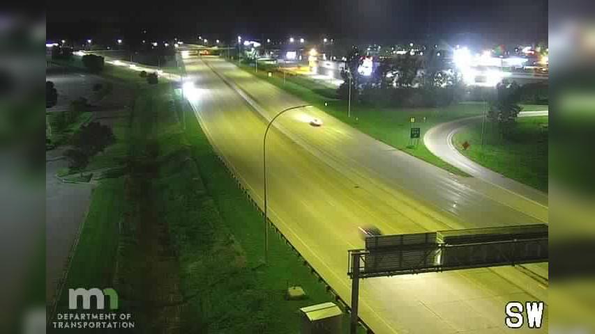 Traffic Cam Rochester: US 14: T.H.52 NB @ U.S.14 EB (MP)