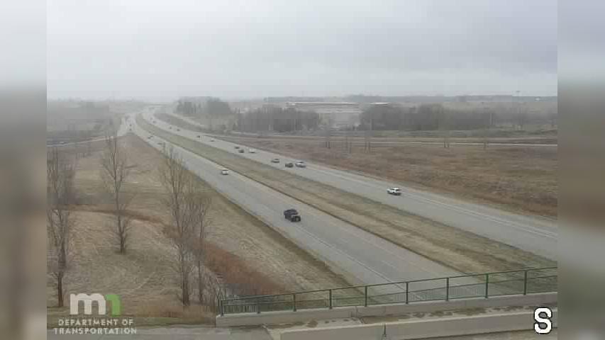 Traffic Cam Rochester: US 63: T.H.52 NB @ 75th St NW (MP 61.7)