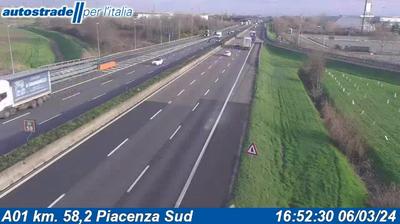 Preview delle webcam di Crocione: A01 km. 58,2 Piacenza Sud