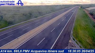 Preview delle webcam di Acquaviva delle Fonti: A14 km. 695,6 PMV Acquaviva itinere sud