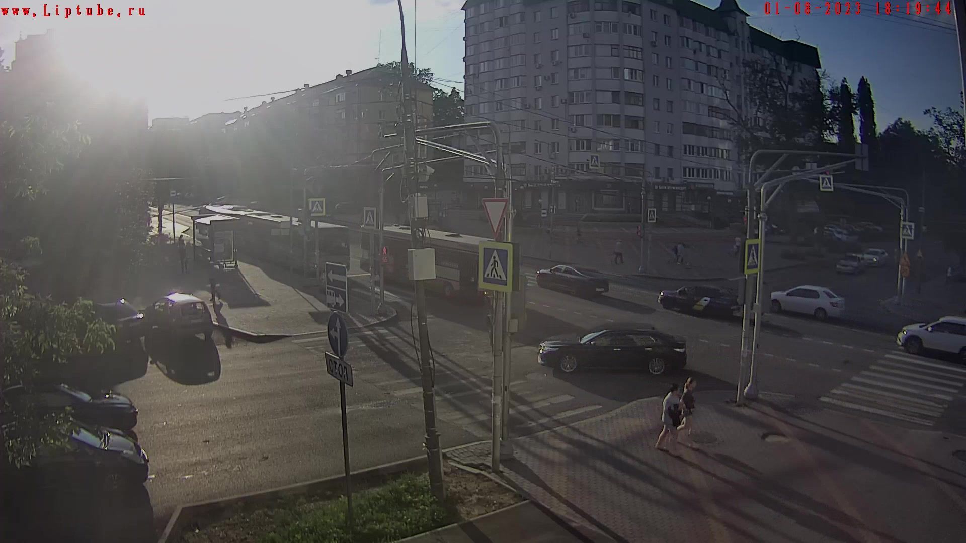 Traffic Cam Lipetsk: Перекрёсток ул.Советская и ул. М. Горького