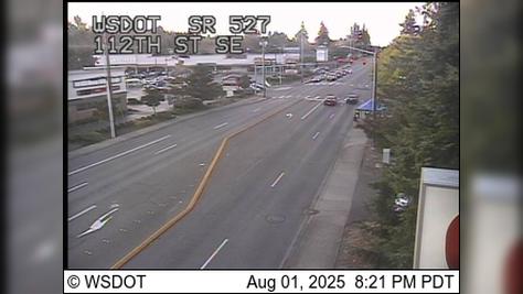 Traffic Cam Everett: SR 527 at MP 10.3: 112th St SE
