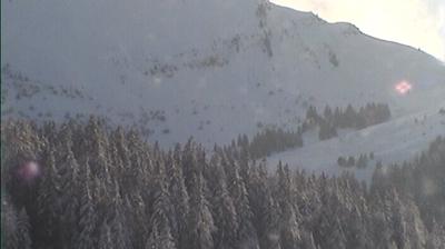 Daylight webcam view from Le Praz de Lys: Platières − Praz de Lys − Sommand