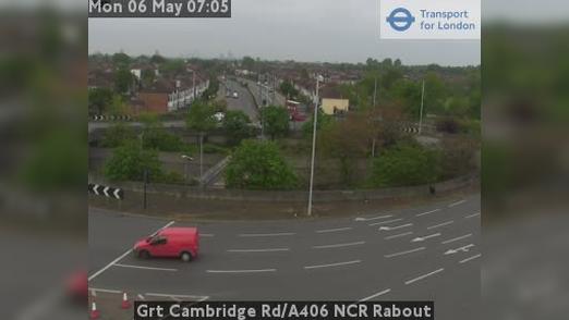 Traffic Cam London Borough of Haringey: Grt Cambridge Rd/A406 NCR Rabout