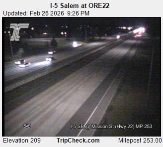 Traffic Cam Keizer: I-5 Salem at ORE22