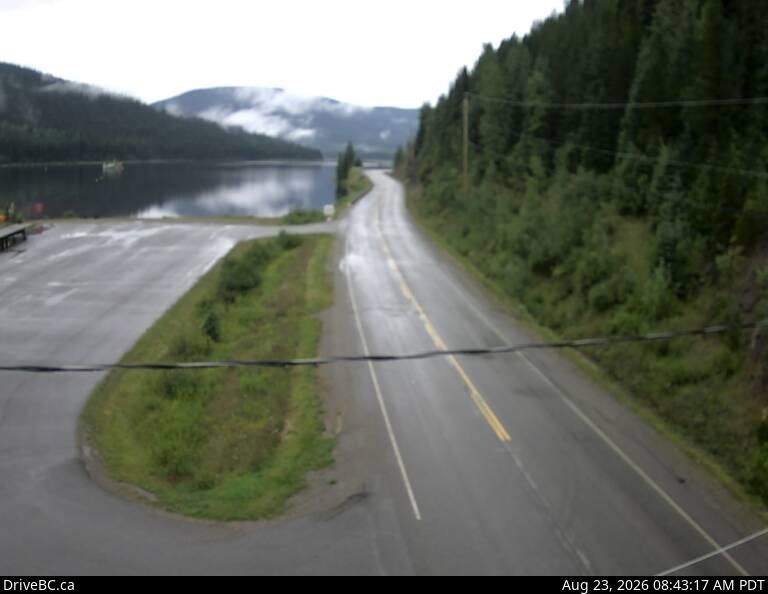 Traffic Cam Wells › West: Hwy 26, near - about 78 km east of Quesnel, looking west