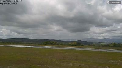 Daylight webcam view from Mogadouro › South West: Airport