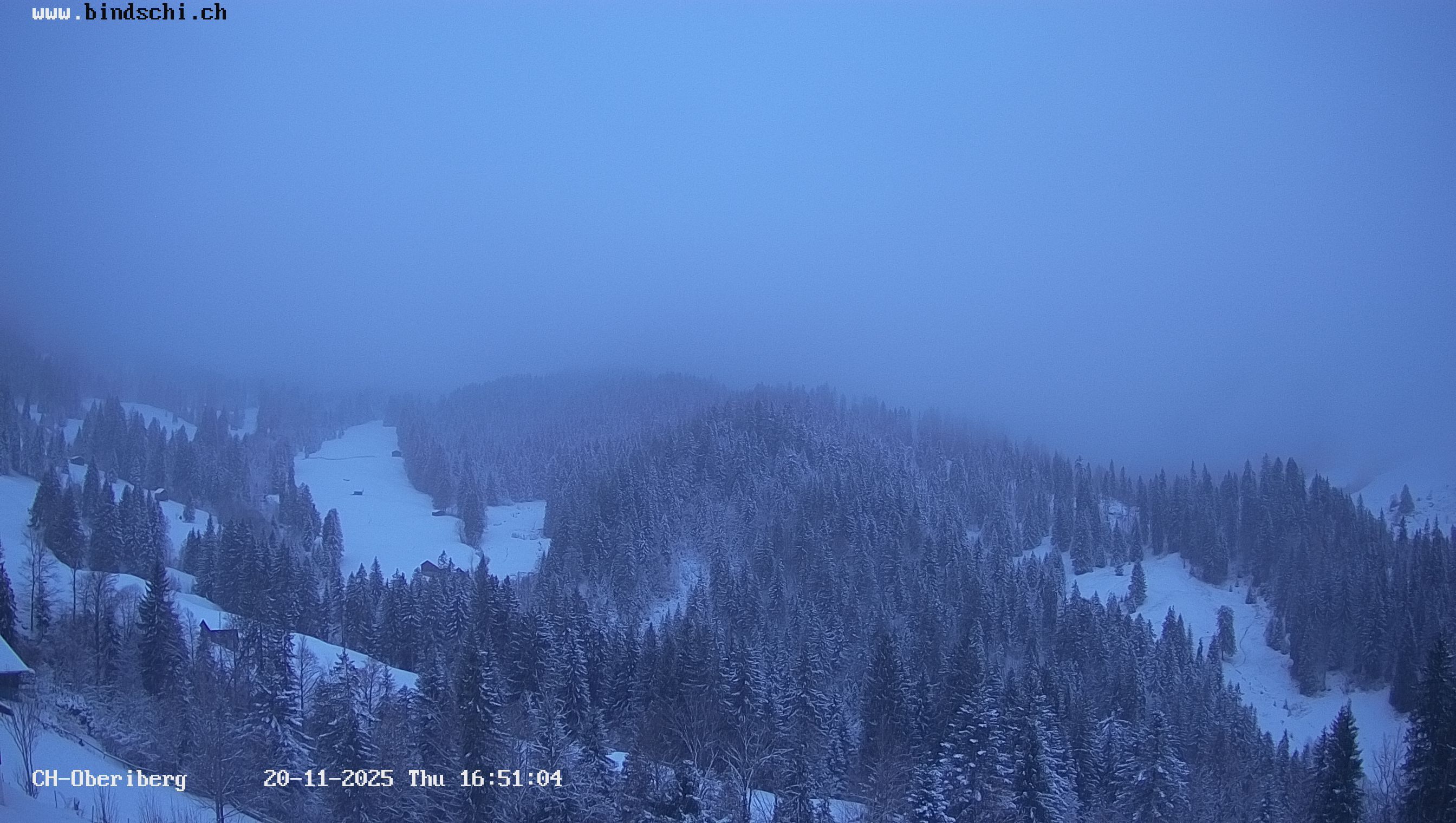 Vollbild: Oberiberg › Nord-West: Gschwändstock Wetter Swiss Webcams