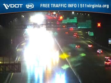 Traffic Cam Kempsville: I-264 - MM 16.5 - EB - PAST WITCHDUCK ROAD