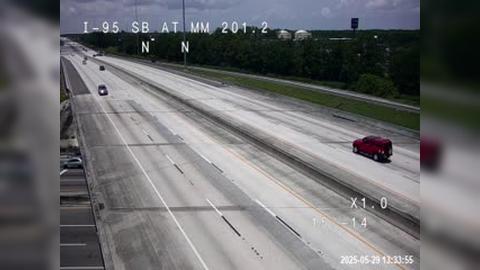 Traffic Cam Cocoa West: I-95 @ MM 201.2 SB