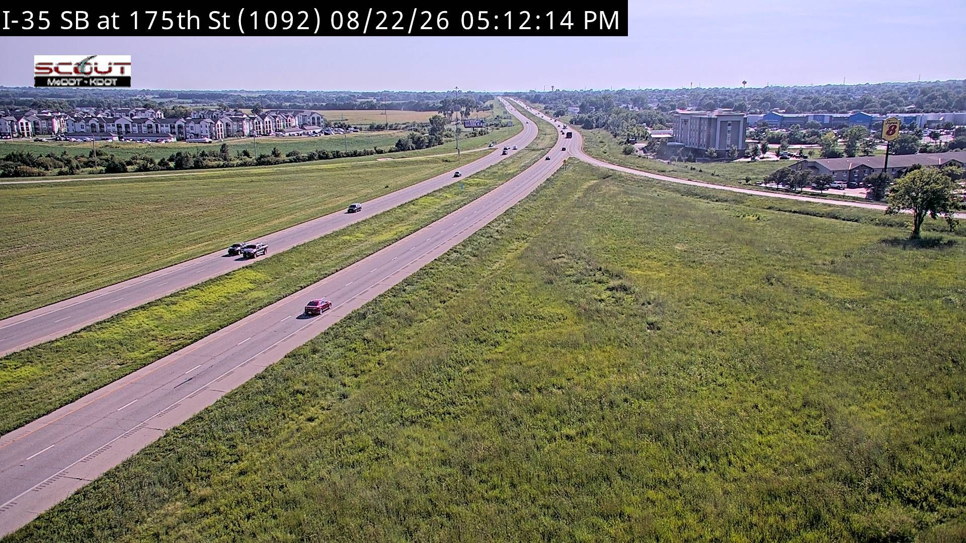 Traffic Cam Gardner: I- S @ th Street