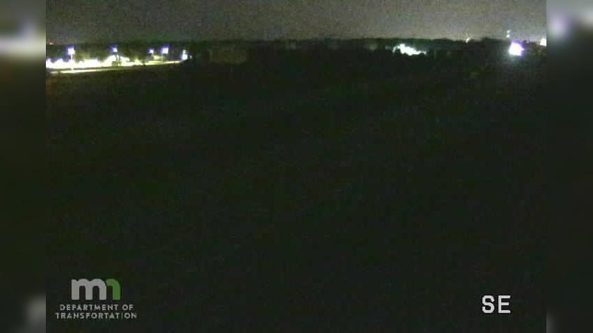 Traffic Cam River Terrace Mobile Home Park: I-94: I-94 EB W of T.H.25 (MP 190.8)