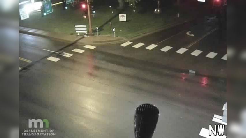Traffic Cam Lindström: US 8: U.S.8 EB @ Olinda Tr