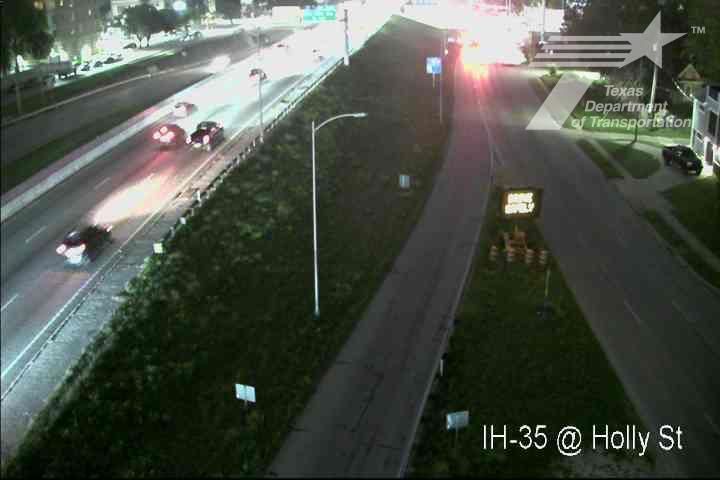 Traffic Cam Rainey Street Historic District › North: I-35 @ Holly