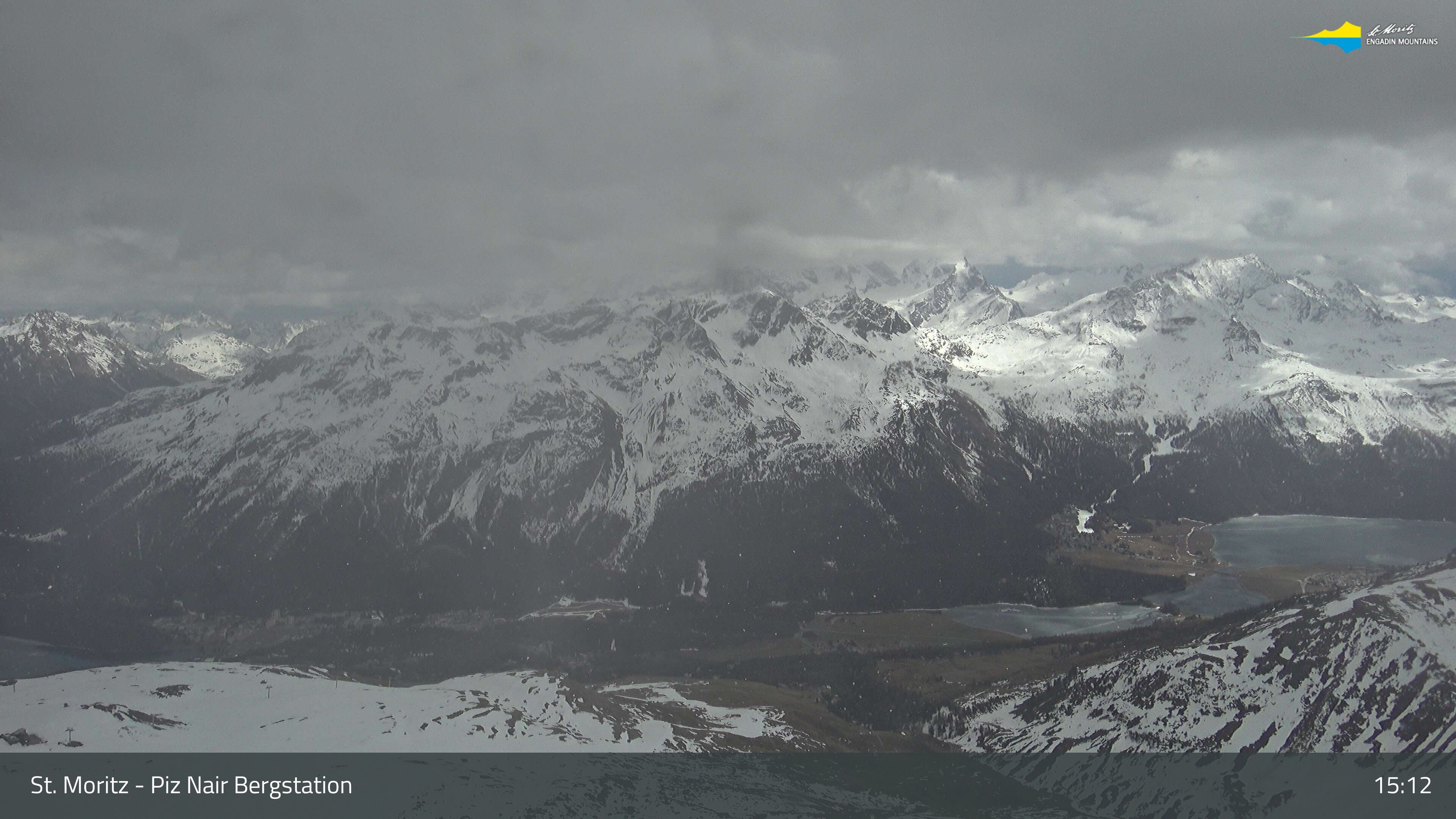 Sankt Moritz: St. Moritz - Piz Nair Bergstation, Blick Richtung St. Moritz und Silvaplana