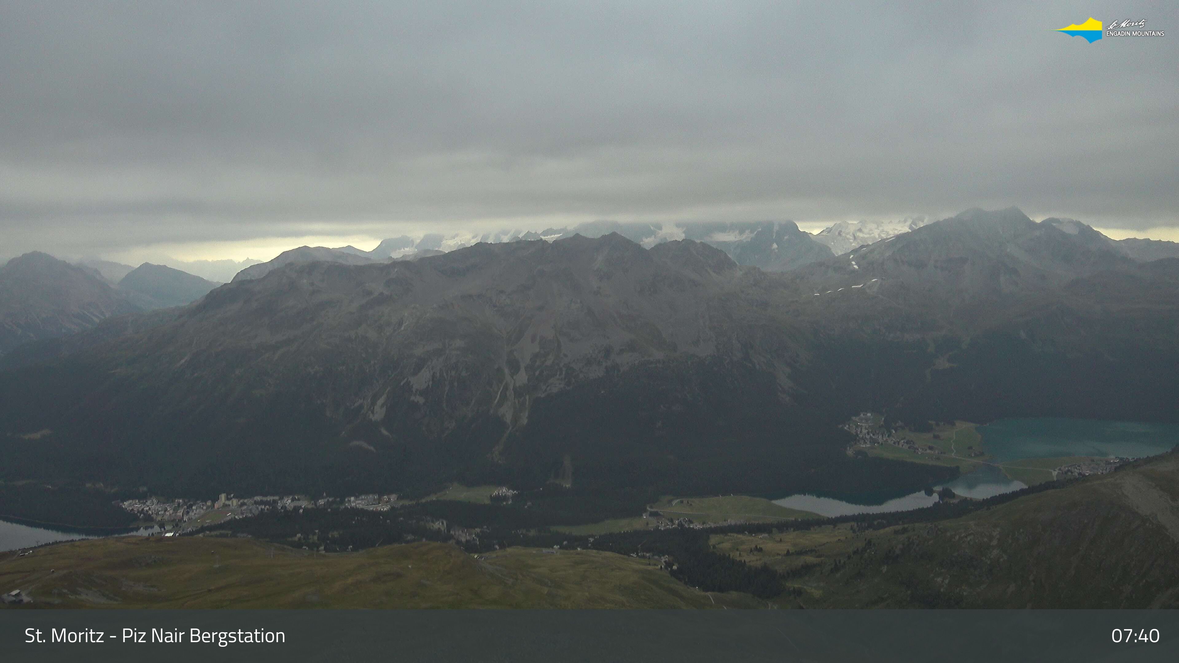 Sankt Moritz: St. Moritz - Piz Nair Bergstation, Blick Richtung St. Moritz und Silvaplana
