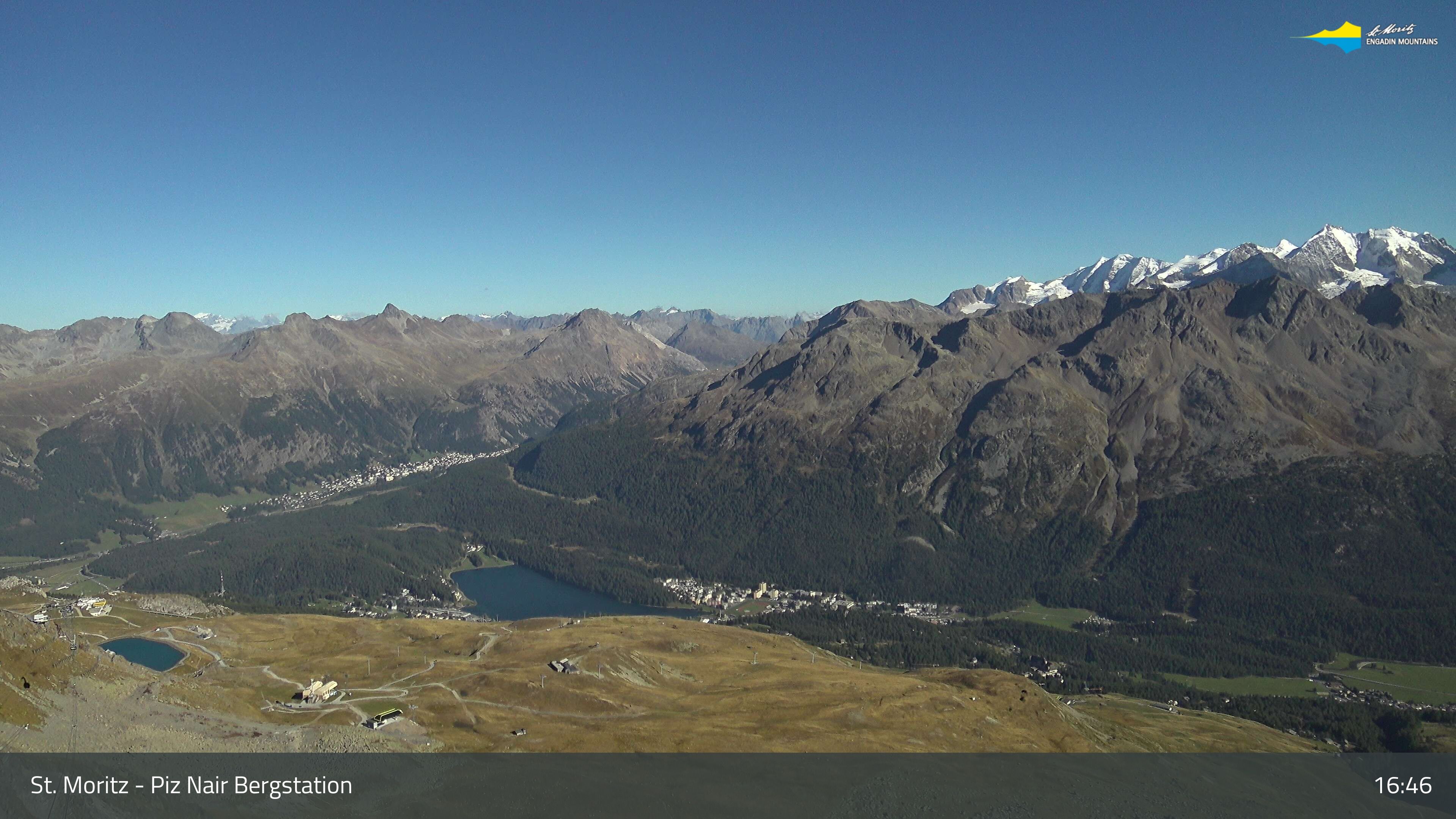 Sankt Moritz: St. Moritz - Piz Nair Bergstation, Blick Richtung St. Moritz und Silvaplana