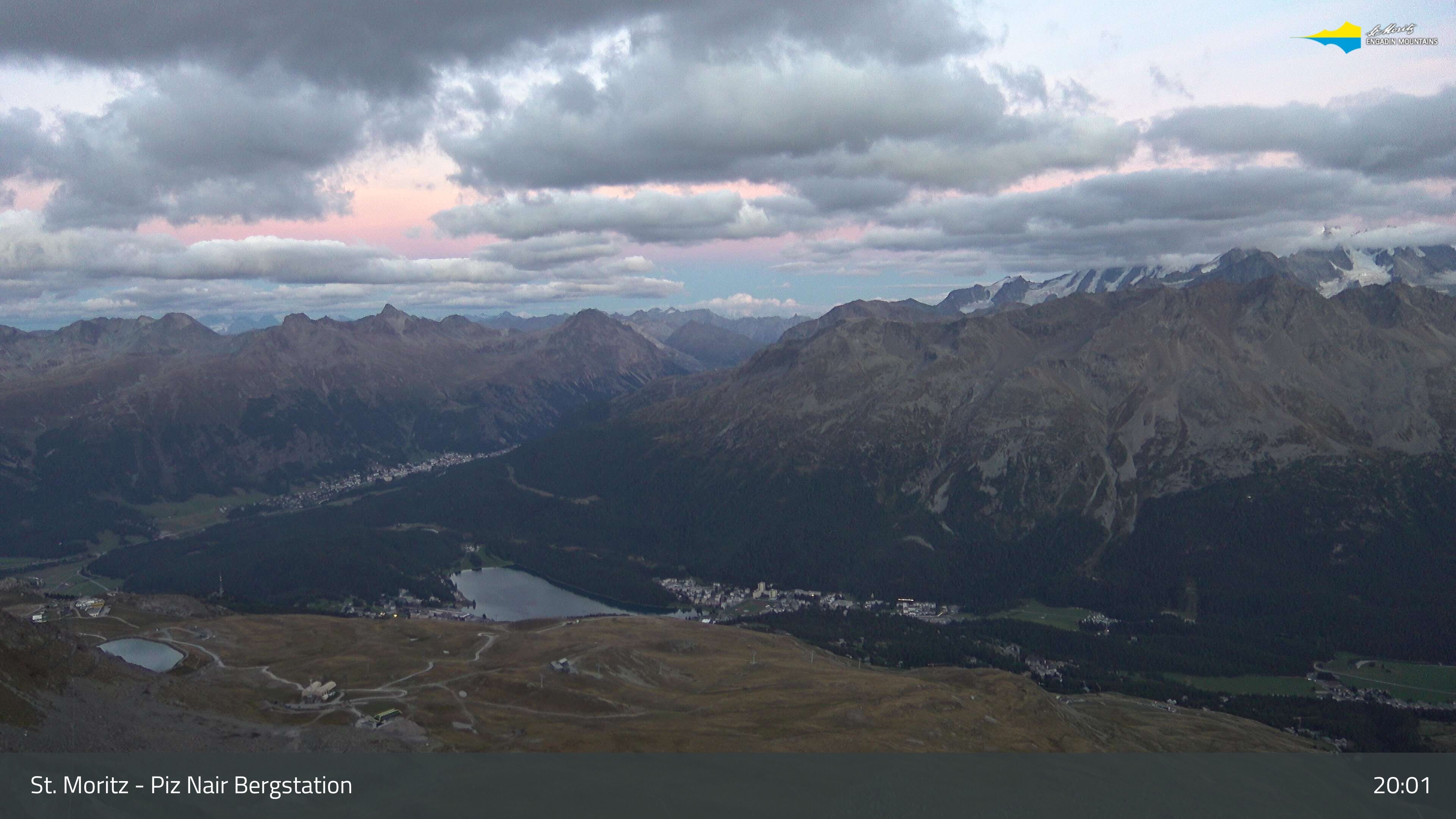 Sankt Moritz: St. Moritz - Piz Nair Bergstation, Blick Richtung St. Moritz und Silvaplana