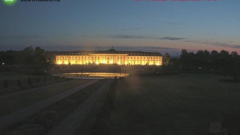 Blooming Baroque: Park and Building Watch Webcam