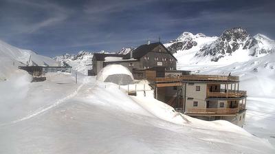 immagine della webcam nei dintorni di Martello: webcam Senales Ski
