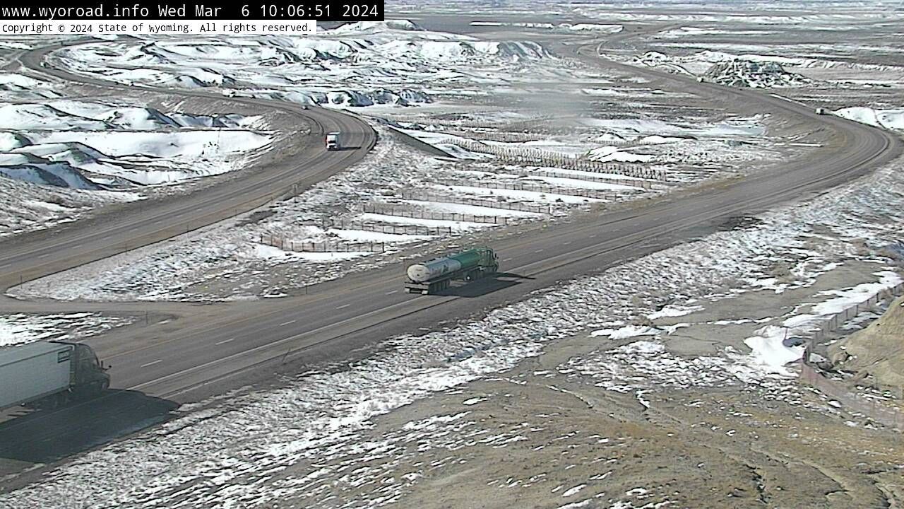 Traffic Cam Uinta: I-80/Church Butte