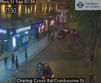Traffic Cam London: Charing Cross Rd/Cranbourne St