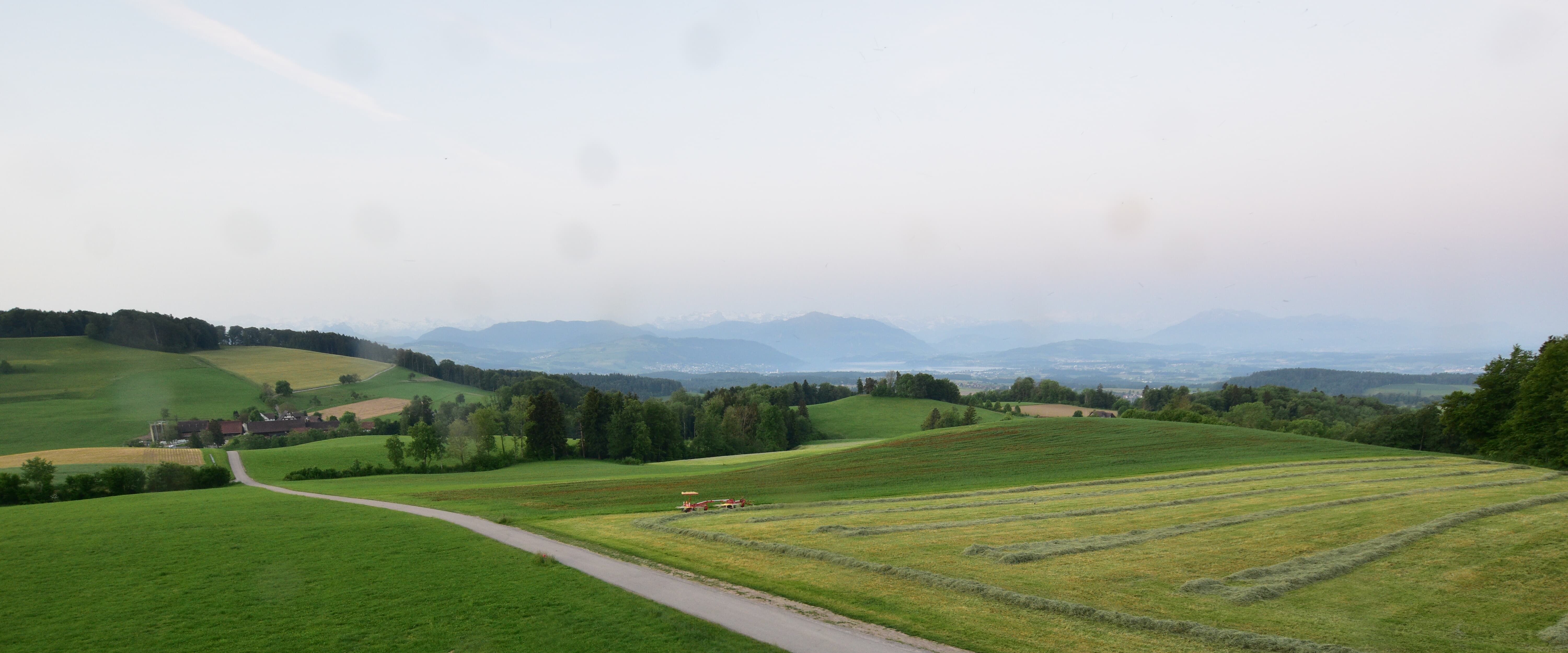 Langnau am Albis › Südwesten: Naturfreundeweg 8 - Rigi - Mount Pilatus - Eiger - Mönch - Jungfrau
