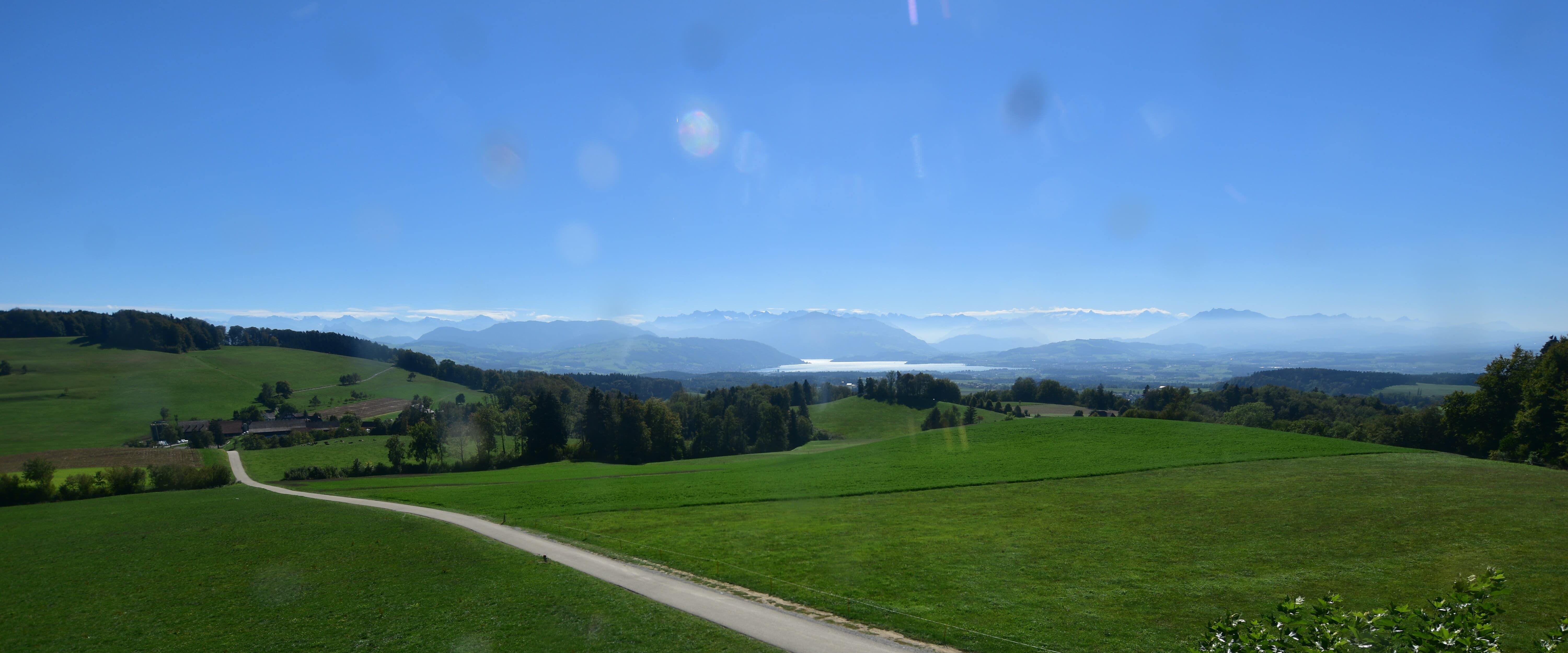 Langnau am Albis › Südwesten: Naturfreundeweg 8 - Rigi - Mount Pilatus - Eiger - Mönch - Jungfrau