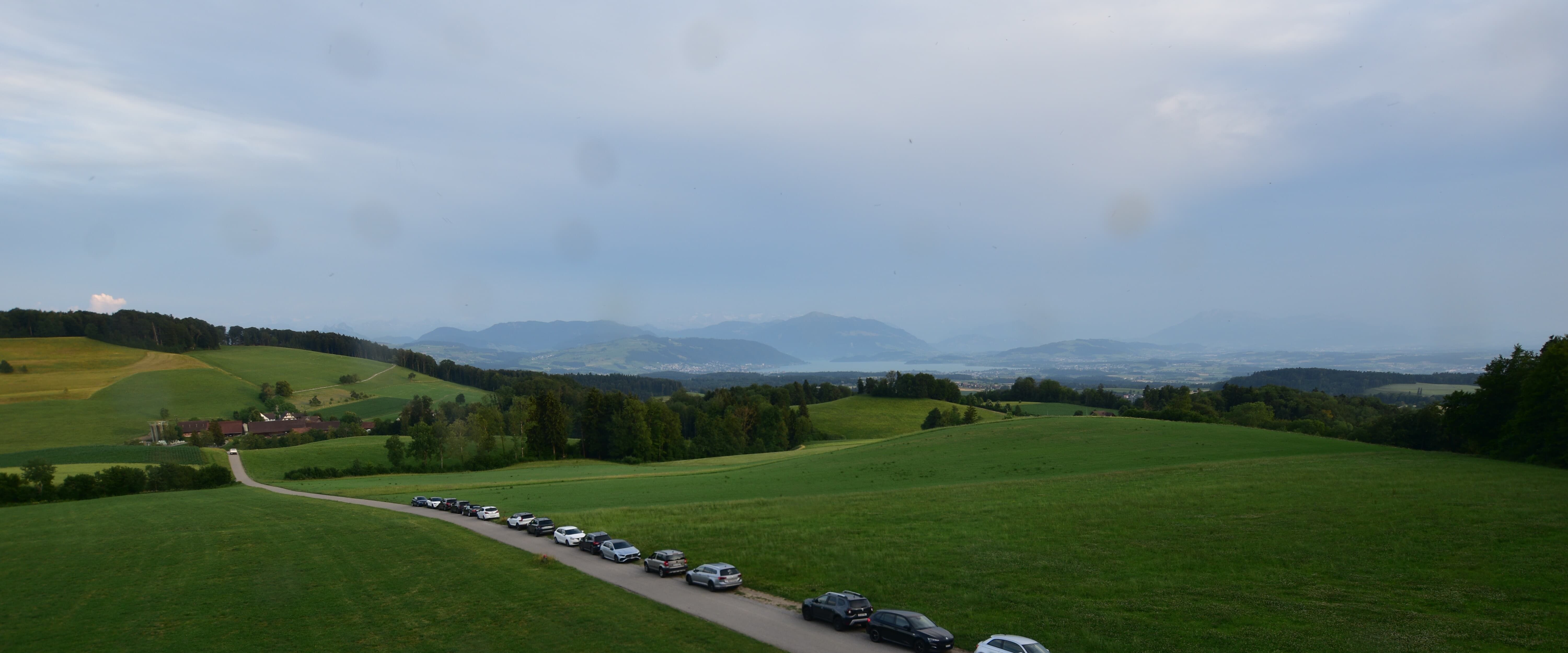 Langnau am Albis › Südwesten: Naturfreundeweg 8 - Rigi - Mount Pilatus - Eiger - Mönch - Jungfrau
