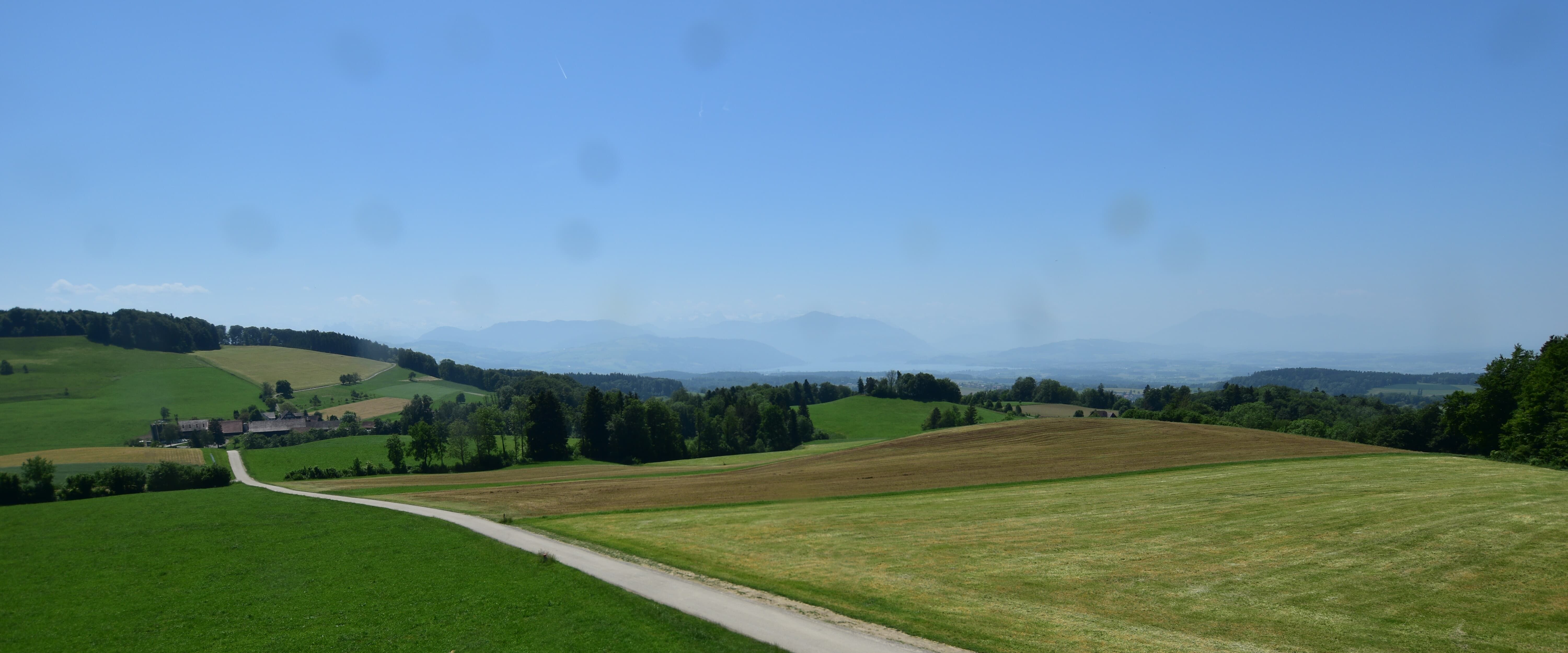 Langnau am Albis › Südwesten: Naturfreundeweg 8 - Rigi - Mount Pilatus - Eiger - Mönch - Jungfrau