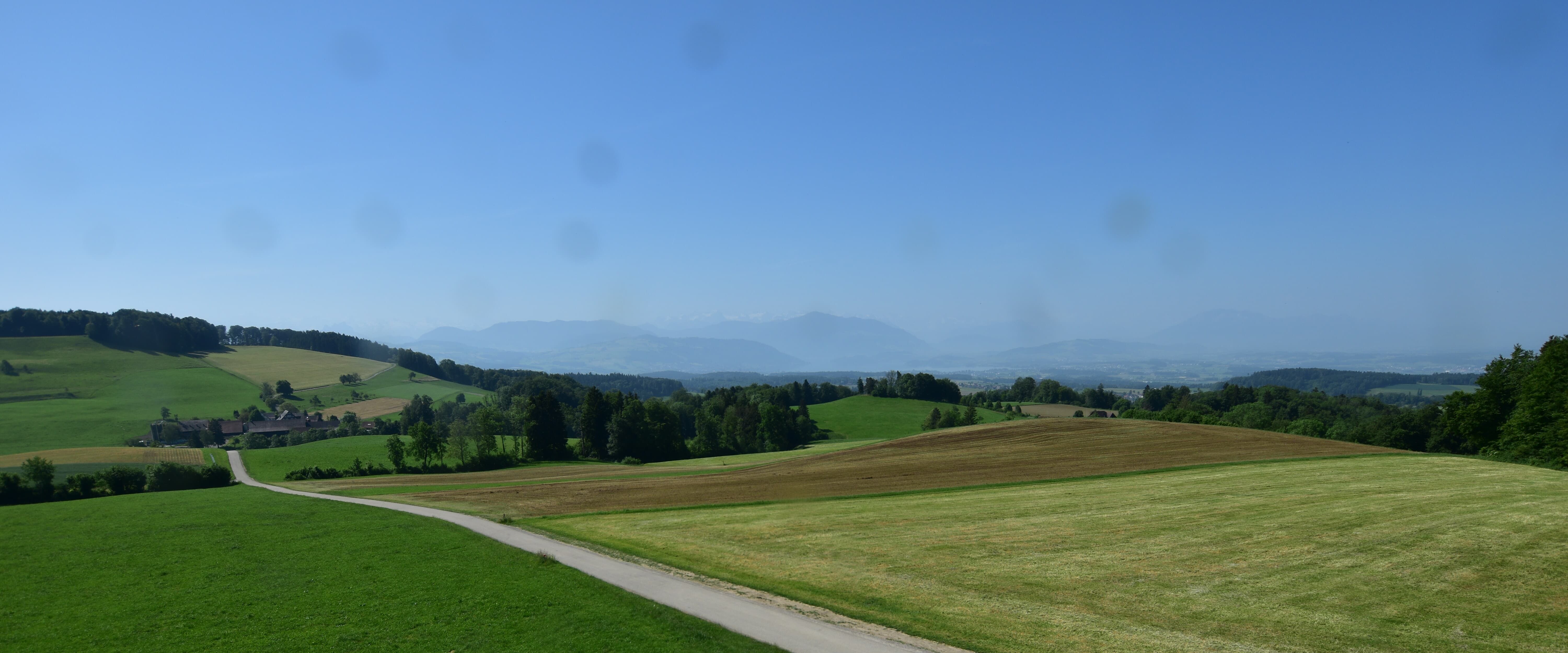 Langnau am Albis › Südwesten: Naturfreundeweg 8 - Rigi - Mount Pilatus - Eiger - Mönch - Jungfrau